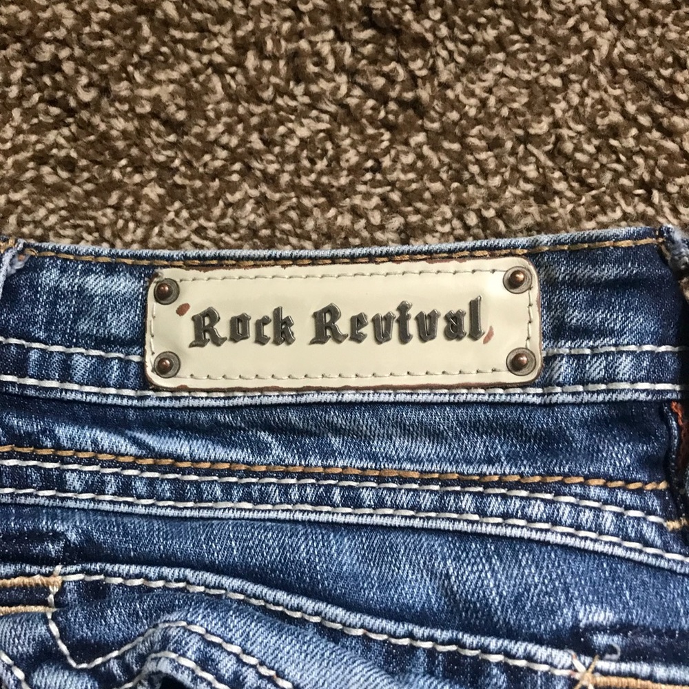 Rock Revival Capri Jeans